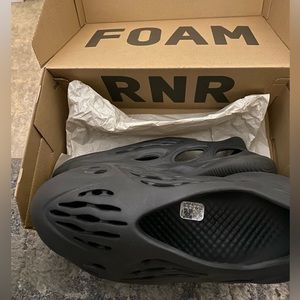 Yeezy - Foam Runners